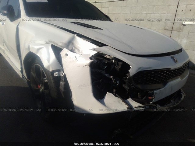 Photo 5 VIN: KNAE35LC4J6040237 - KIA STINGER 