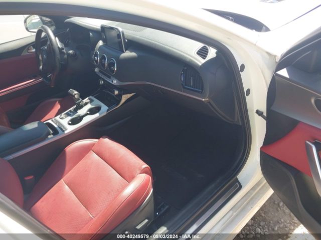 Photo 4 VIN: KNAE35LCXK6046061 - KIA STINGER 