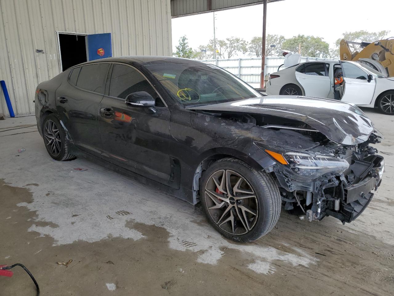 Photo 3 VIN: KNAE35LD1P6125408 - KIA STINGER 