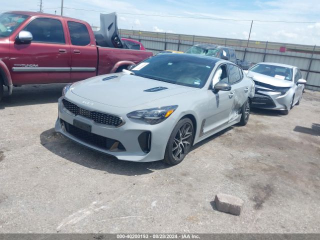 Photo 1 VIN: KNAE35LD2N6110381 - KIA STINGER 