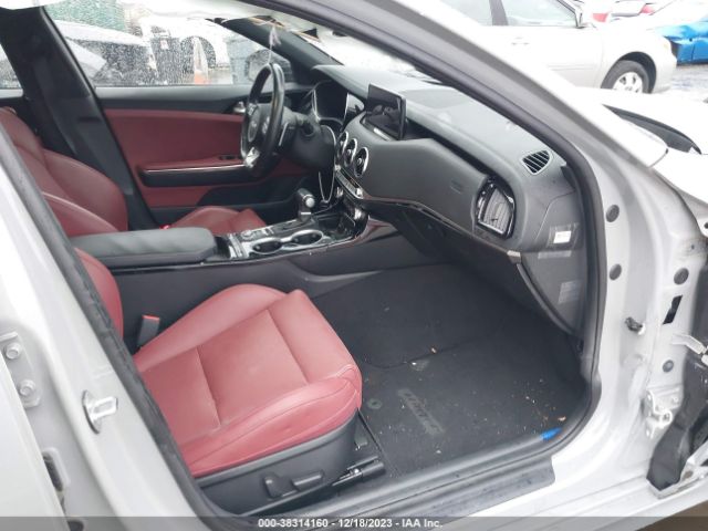 Photo 4 VIN: KNAE35LD3N6116559 - KIA STINGER 