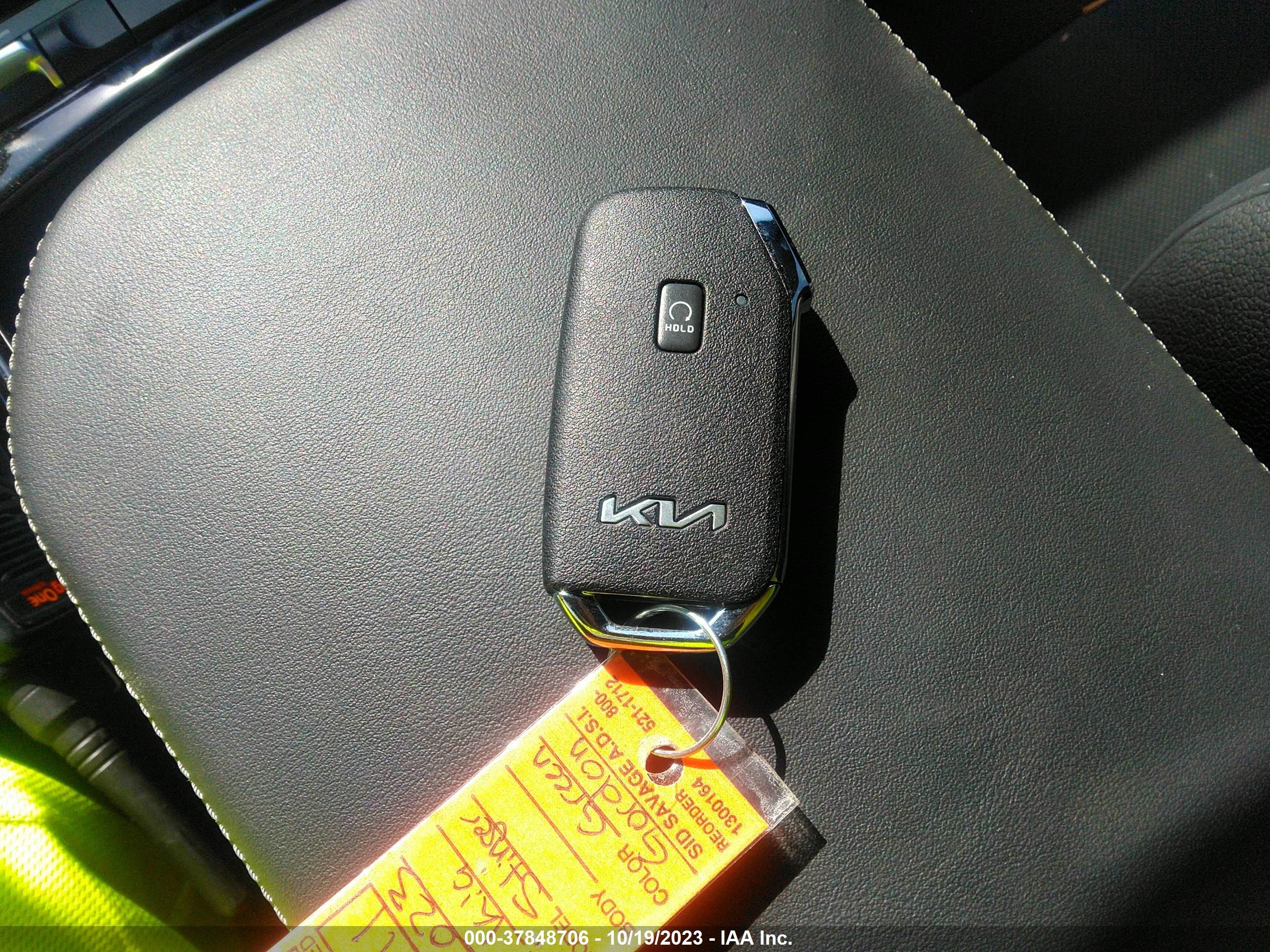 Photo 10 VIN: KNAE35LD6P6128823 - KIA STINGER 