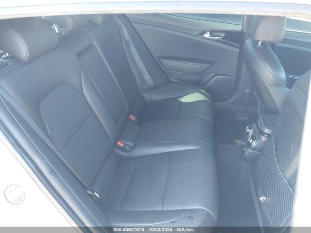 Photo 7 VIN: KNAE35LD7N6115477 - KIA STINGER 