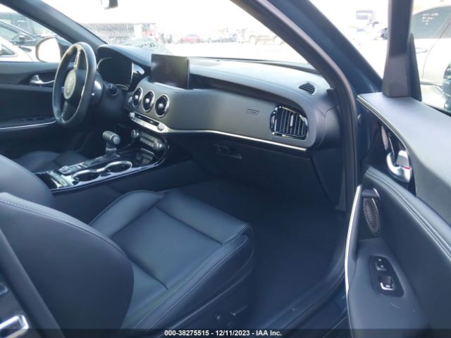 Photo 4 VIN: KNAE35LD9N6100821 - KIA STINGER 