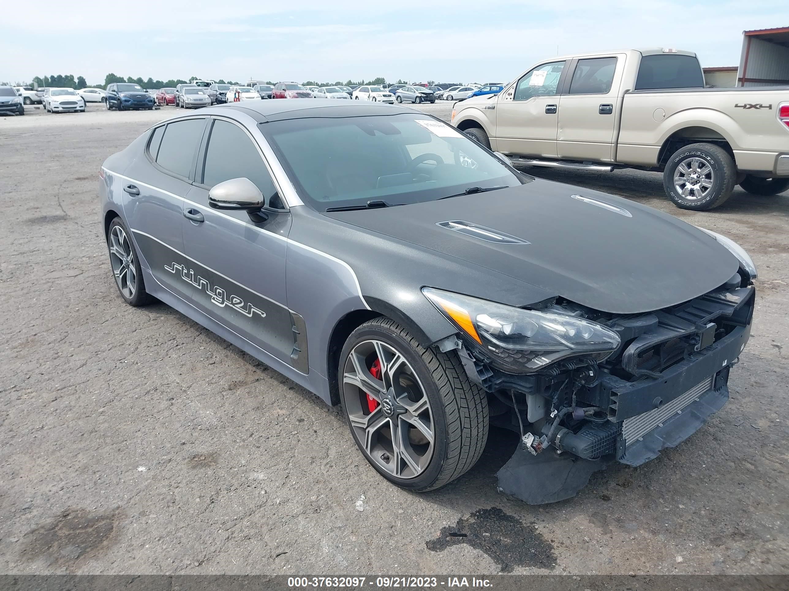 Photo 12 VIN: KNAE45LC2K6059786 - KIA STINGER 