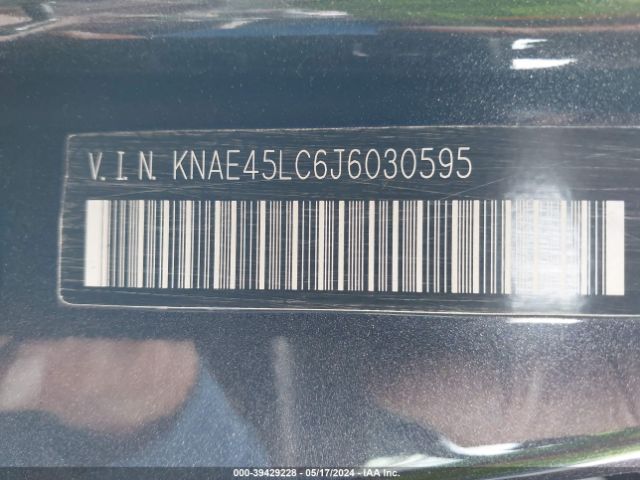 Photo 8 VIN: KNAE45LC6J6030595 - KIA STINGER 