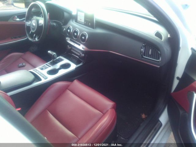 Photo 4 VIN: KNAE45LC6M6090252 - KIA STINGER 