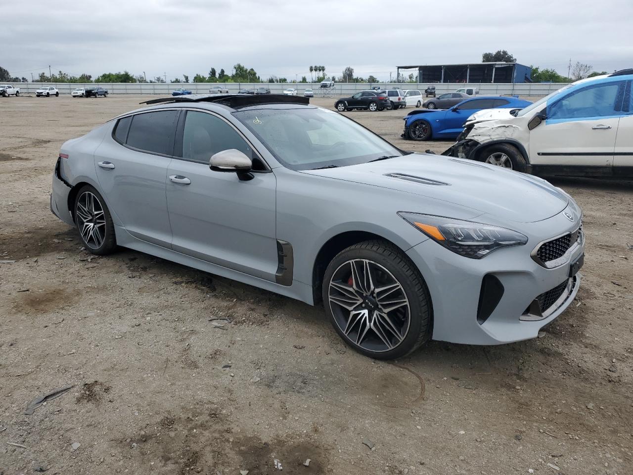 Photo 3 VIN: KNAE45LC7N6104855 - KIA STINGER 