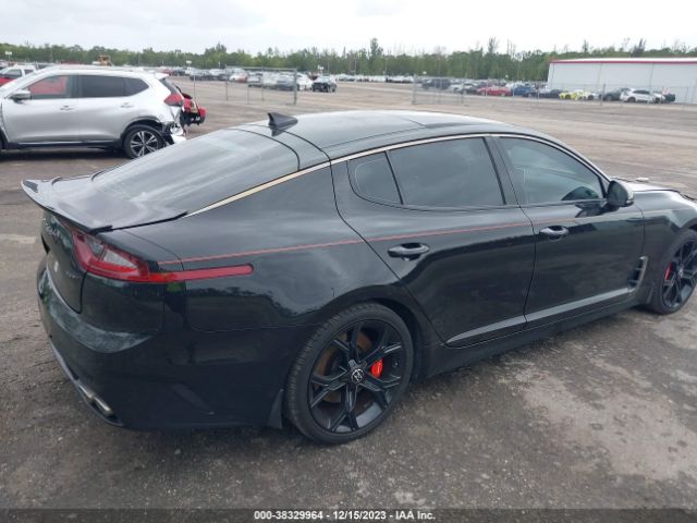 Photo 3 VIN: KNAE45LC9J6012091 - KIA STINGER 