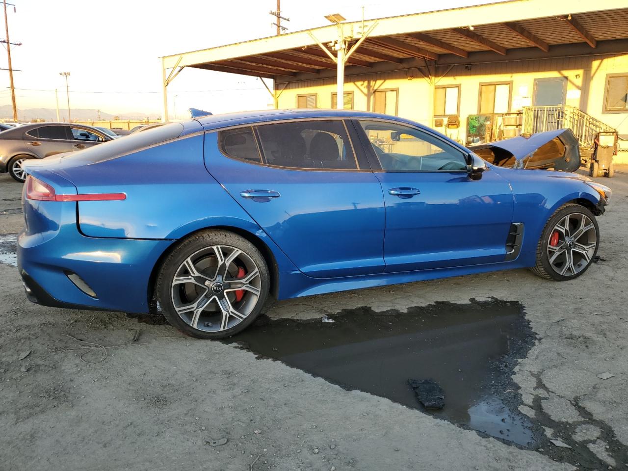 Photo 2 VIN: KNAE45LC9K6064080 - KIA STINGER 