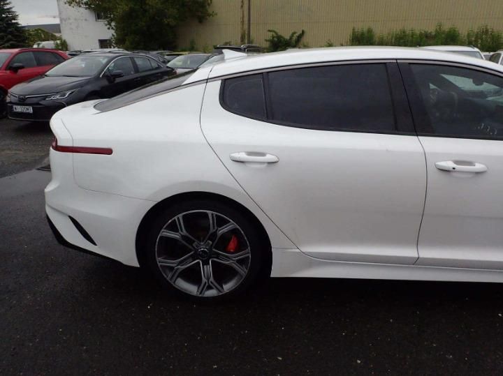 Photo 8 VIN: KNAE551CDK6057556 - KIA STINGER 