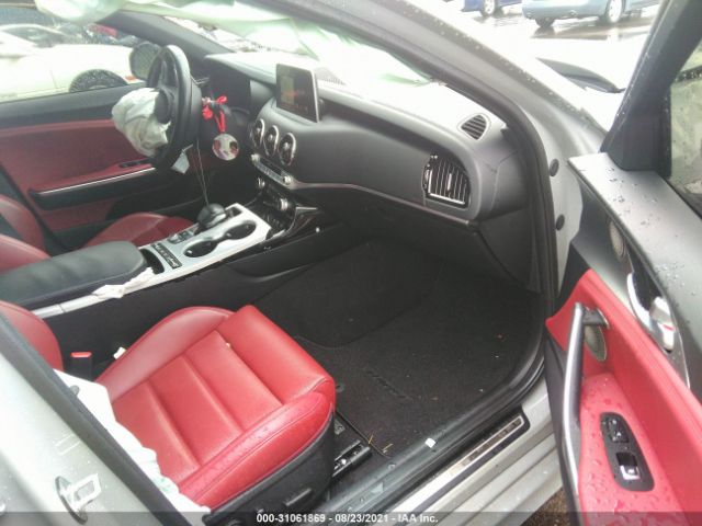 Photo 4 VIN: KNAE55LC0K6063722 - KIA STINGER 