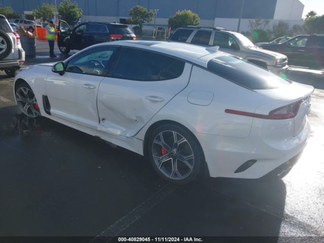 Photo 2 VIN: KNAE55LC1L6084807 - KIA STINGER 