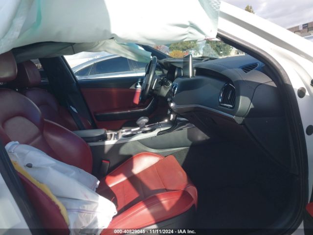 Photo 4 VIN: KNAE55LC1L6084807 - KIA STINGER 