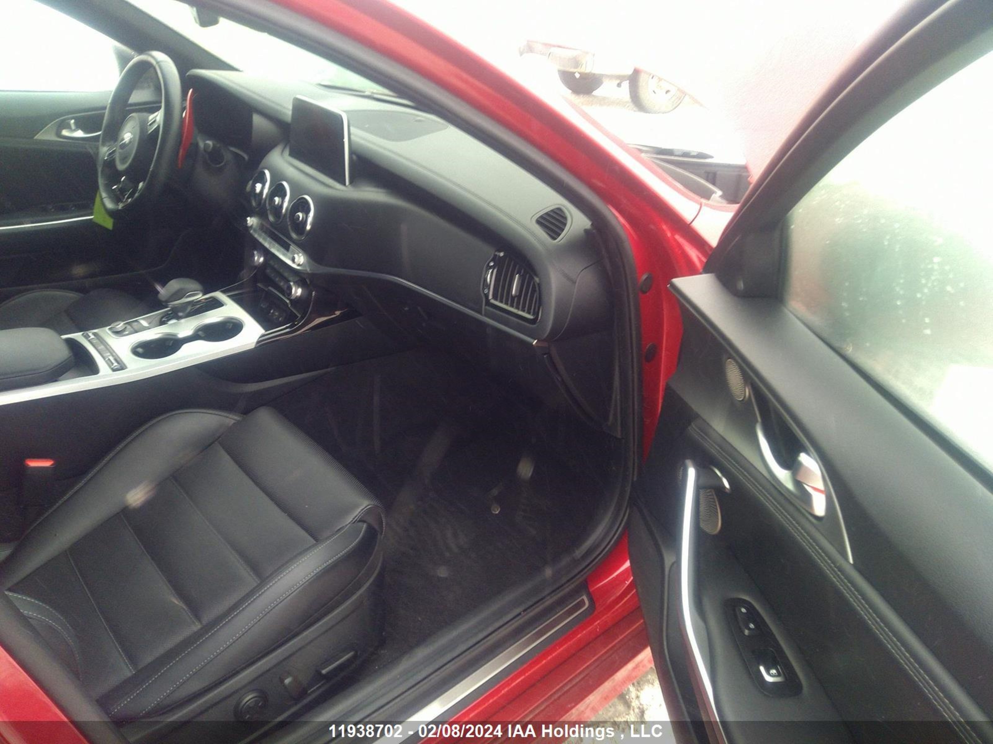 Photo 4 VIN: KNAE55LC3L6078720 - KIA STINGER 