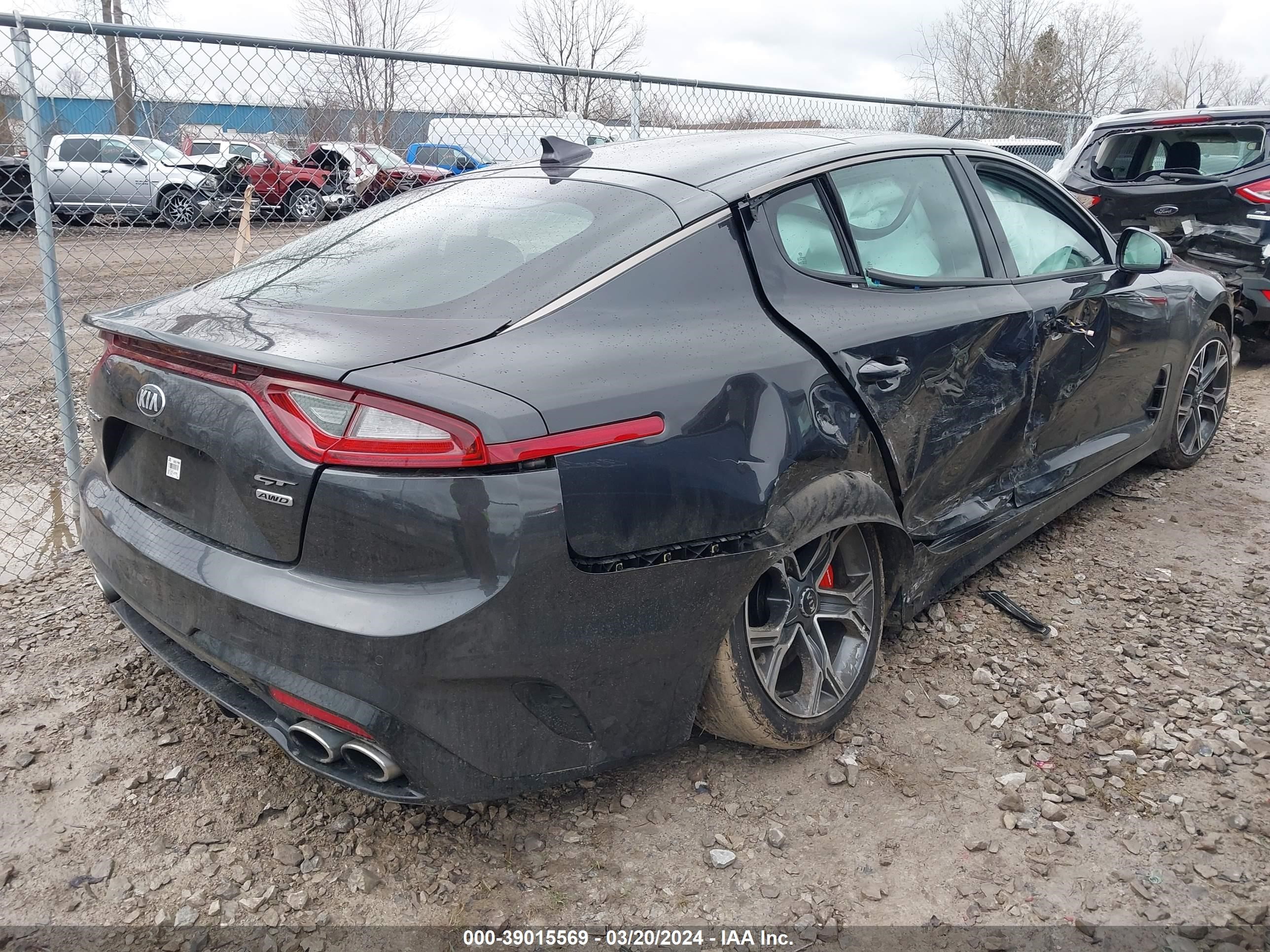 Photo 3 VIN: KNAE55LC6K6045645 - KIA STINGER 