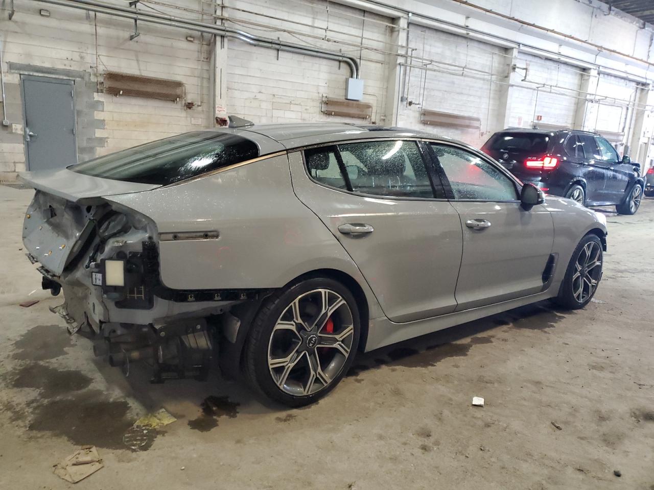 Photo 2 VIN: KNAE55LC7J6019277 - KIA STINGER 