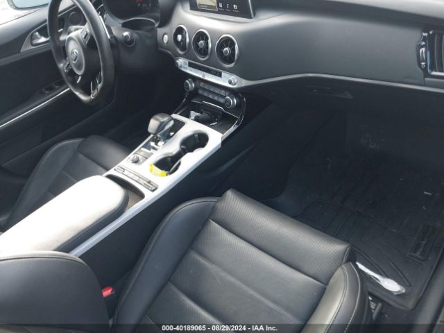 Photo 4 VIN: KNAE55LC9K6061824 - KIA STINGER 