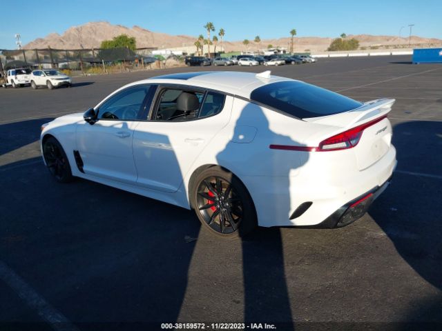 Photo 2 VIN: KNAE55LC9N6108810 - KIA STINGER 