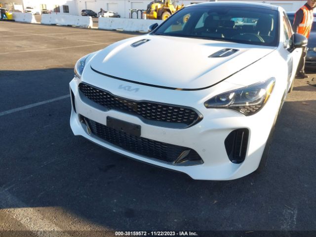 Photo 5 VIN: KNAE55LC9N6108810 - KIA STINGER 