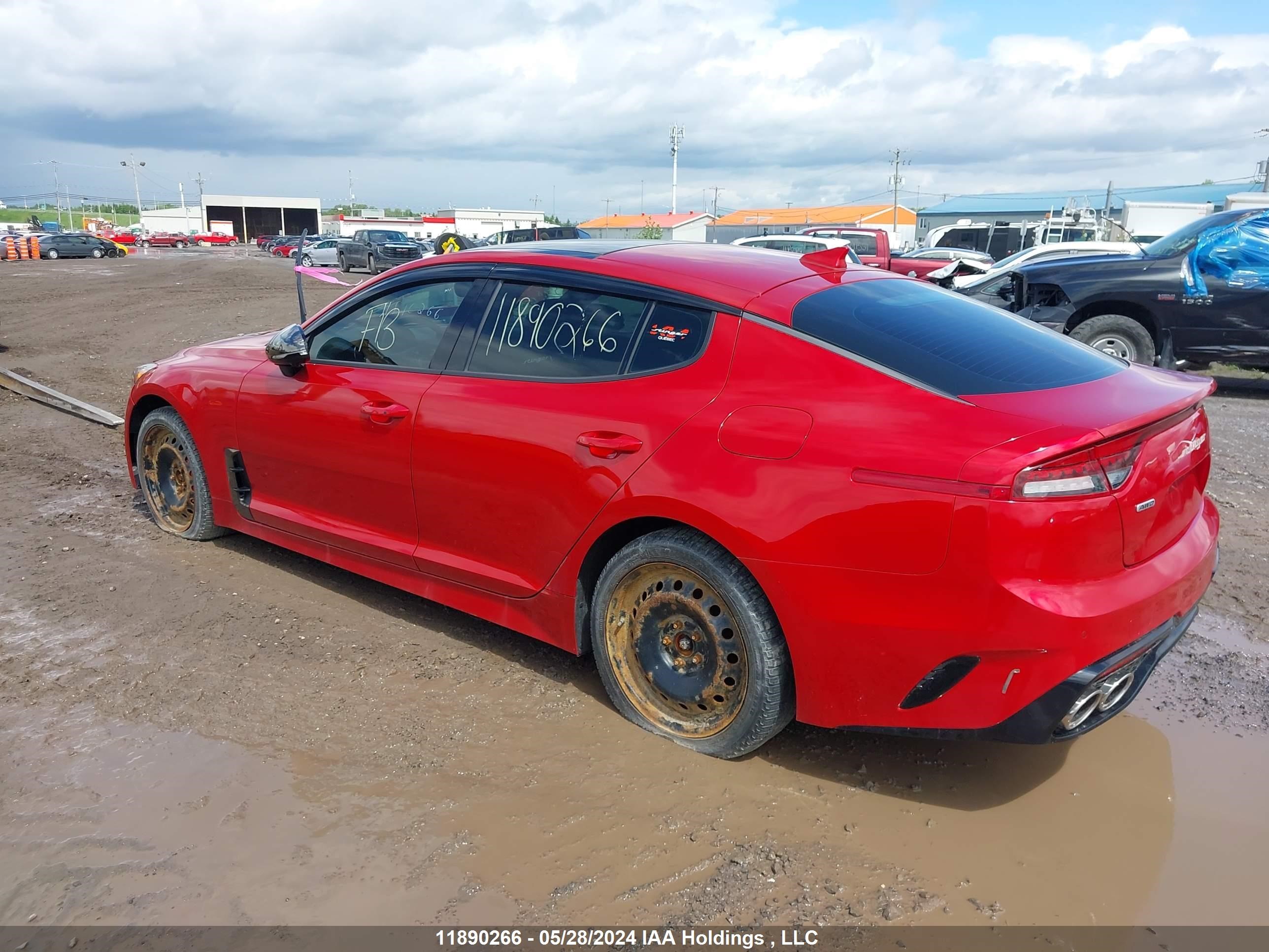 Photo 2 VIN: KNAE55LCXP6132889 - KIA STINGER 