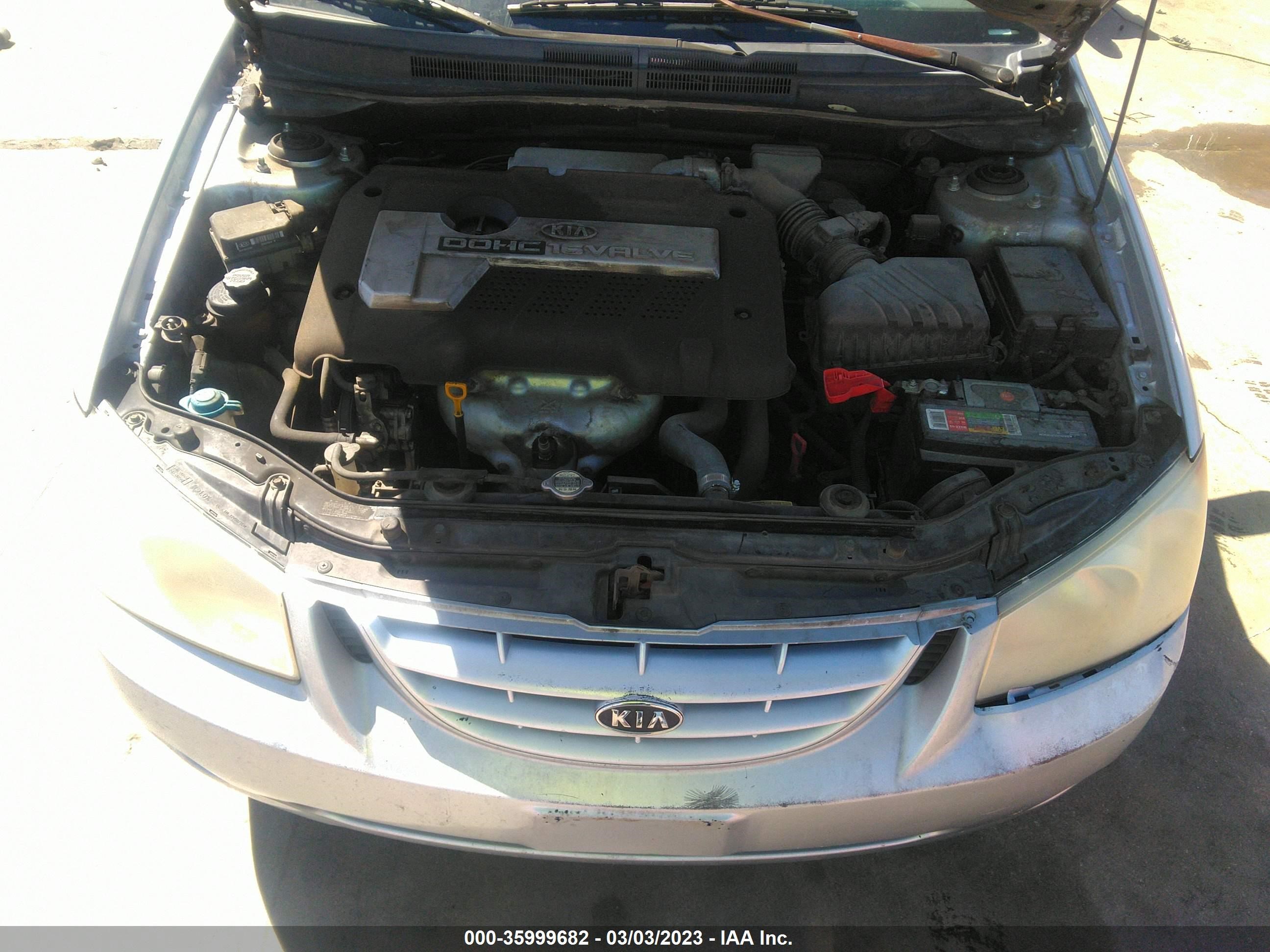 Photo 9 VIN: KNAFE121055121500 - KIA SPECTRA 