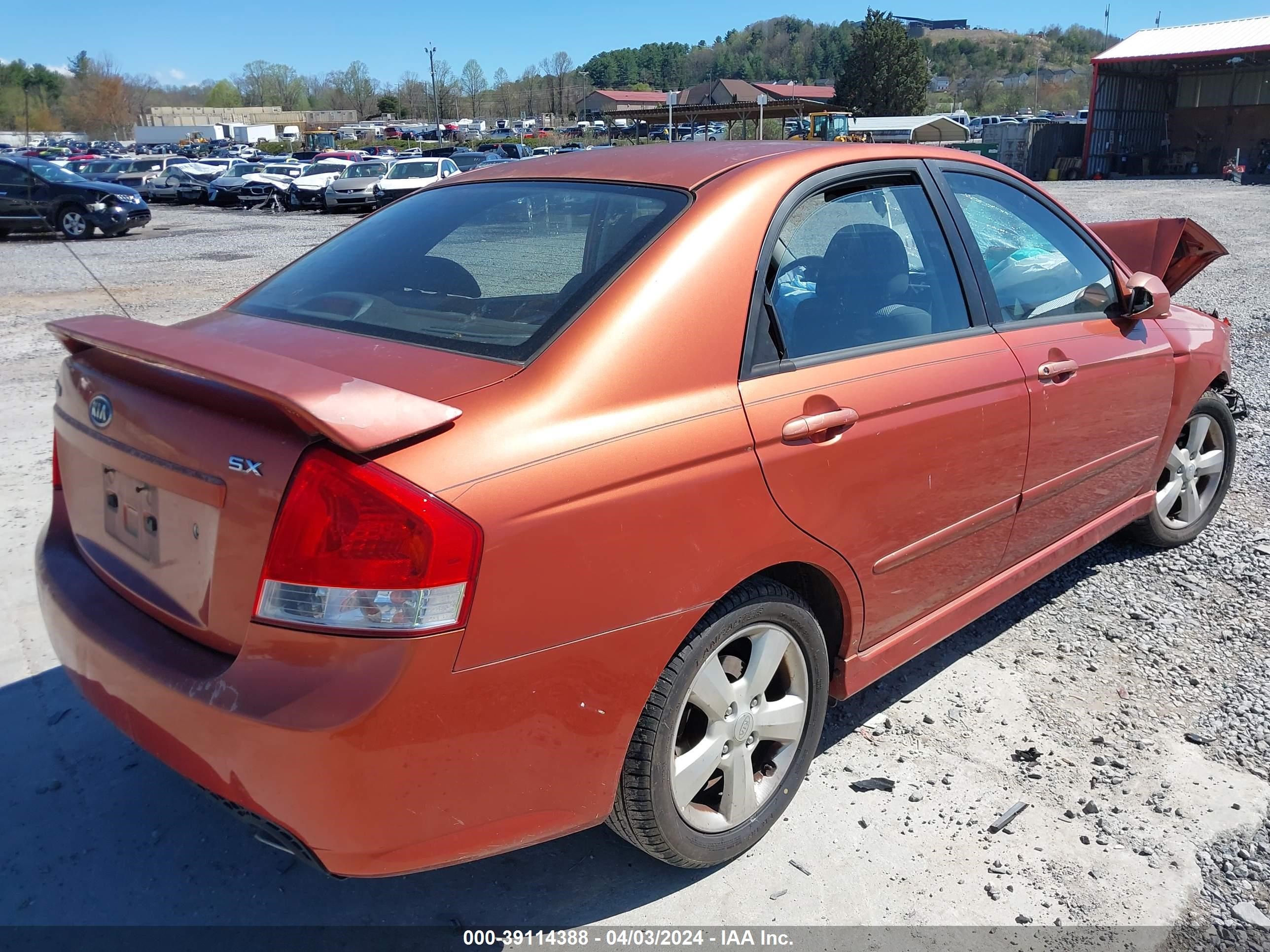 Photo 3 VIN: KNAFE121075008021 - KIA SPECTRA 