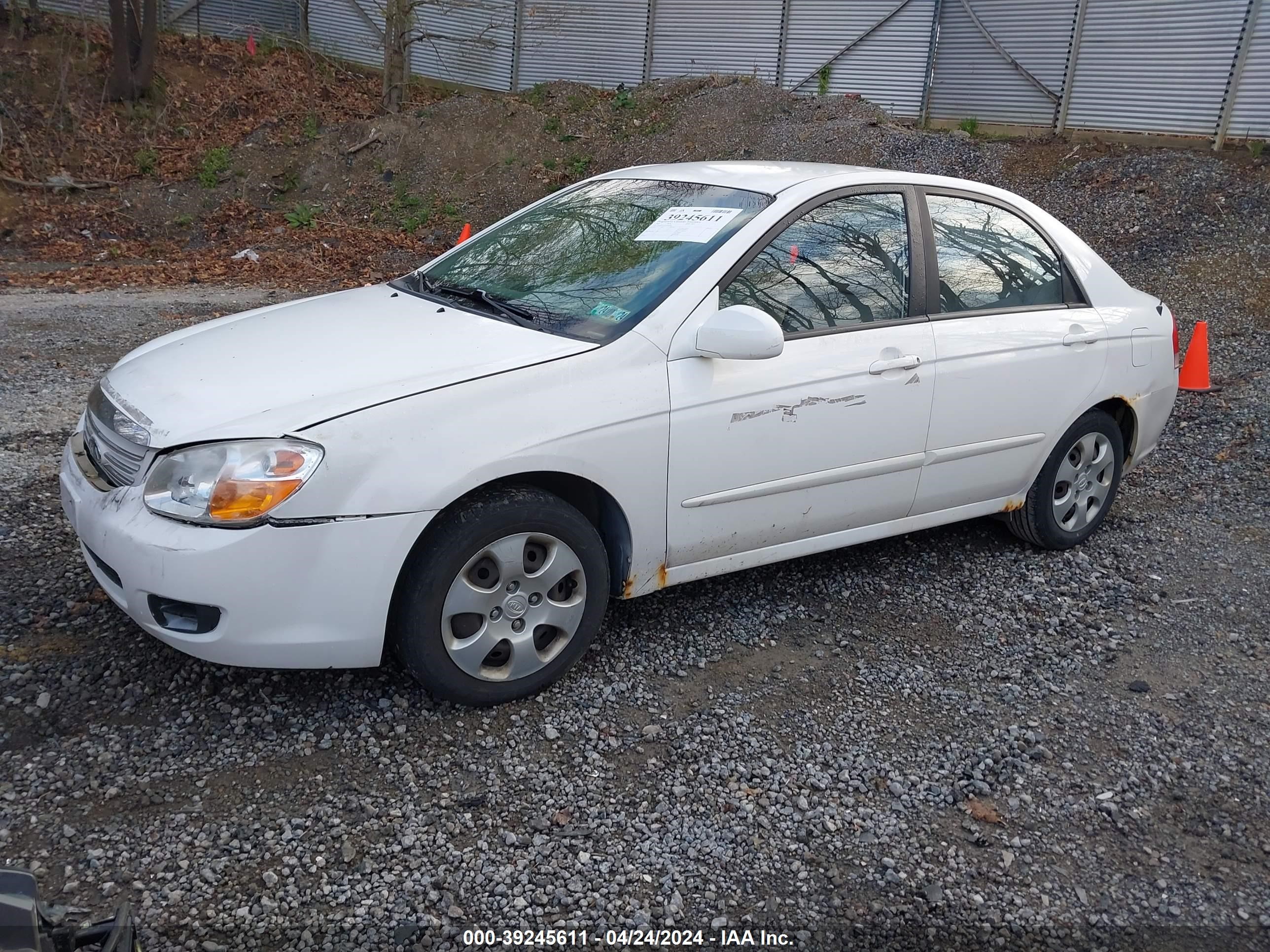 Photo 1 VIN: KNAFE121075436106 - KIA SPECTRA 