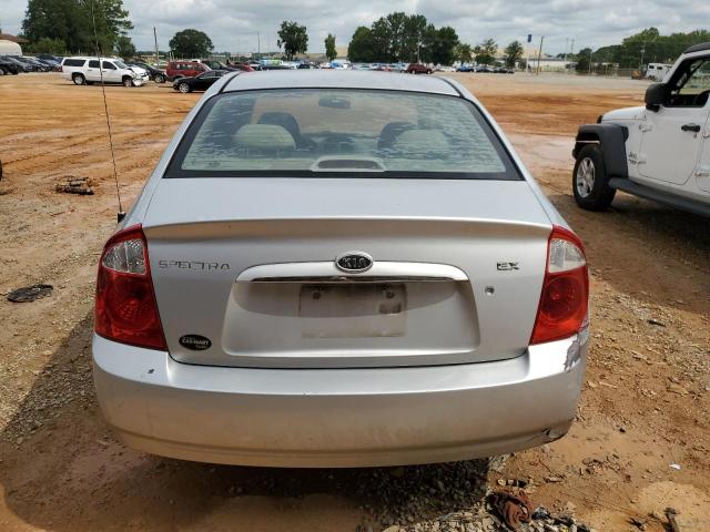 Photo 5 VIN: KNAFE121165297490 - KIA SPECTRA LX 