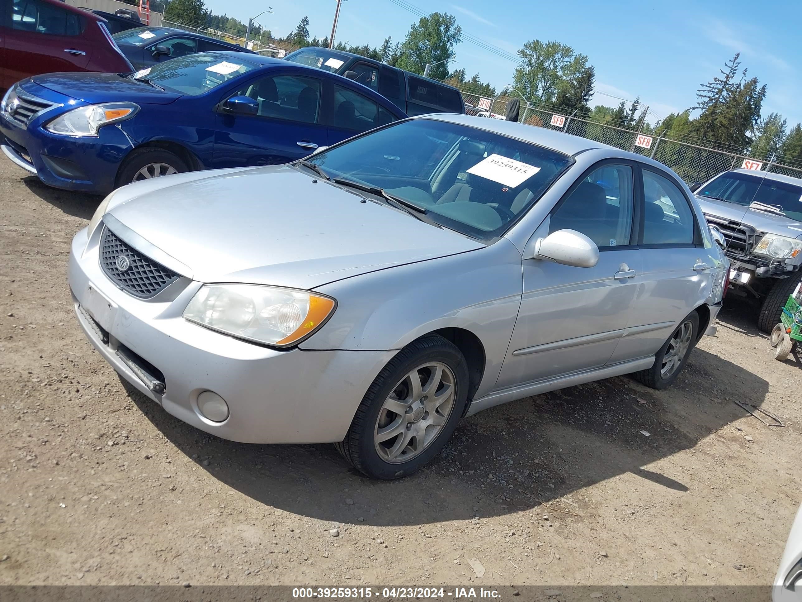 Photo 1 VIN: KNAFE121165323294 - KIA SPECTRA 