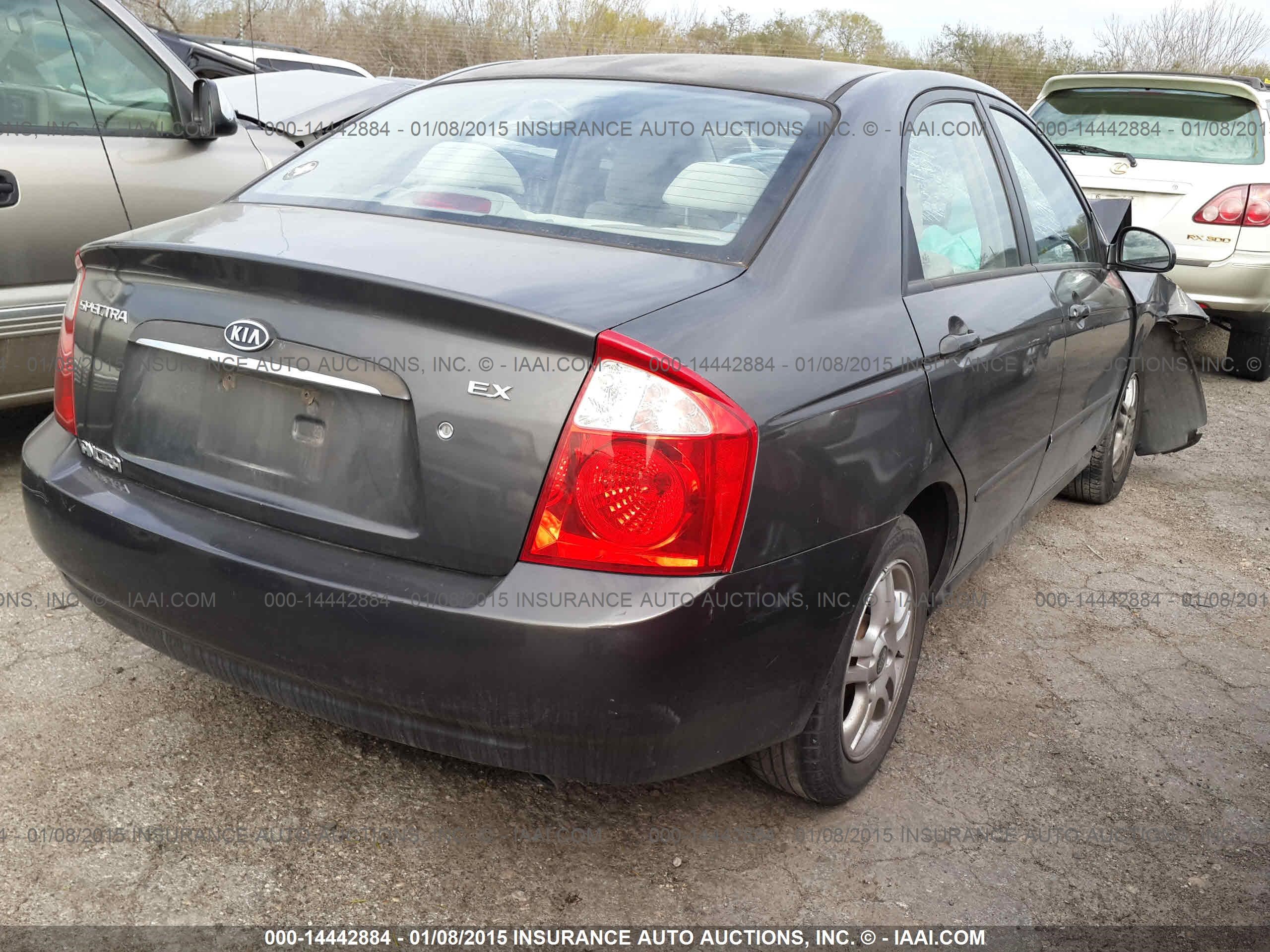 Photo 3 VIN: KNAFE121255091450 - KIA SPECTRA 