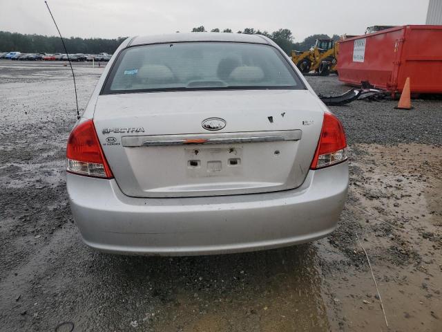 Photo 5 VIN: KNAFE121285516783 - KIA SPECTRA 