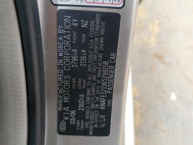 Photo 11 VIN: KNAFE121365299158 - KIA SPECTRA LX 