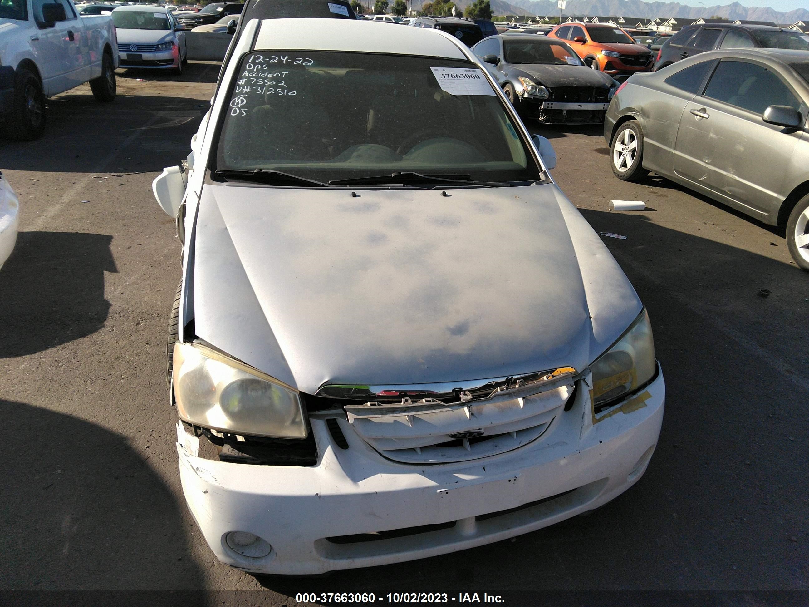 Photo 5 VIN: KNAFE121365312510 - KIA SPECTRA 