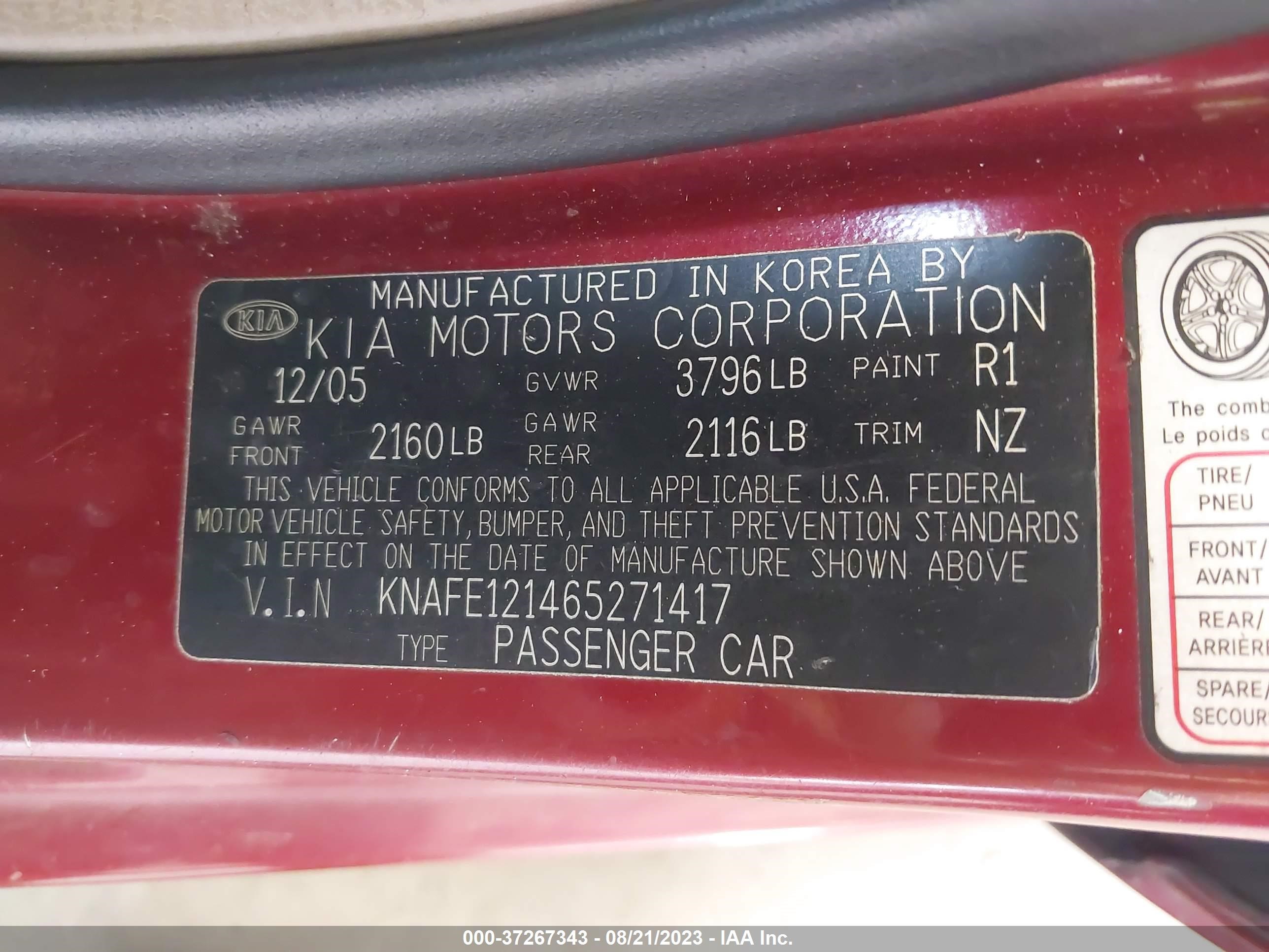 Photo 8 VIN: KNAFE121465271417 - KIA SPECTRA 