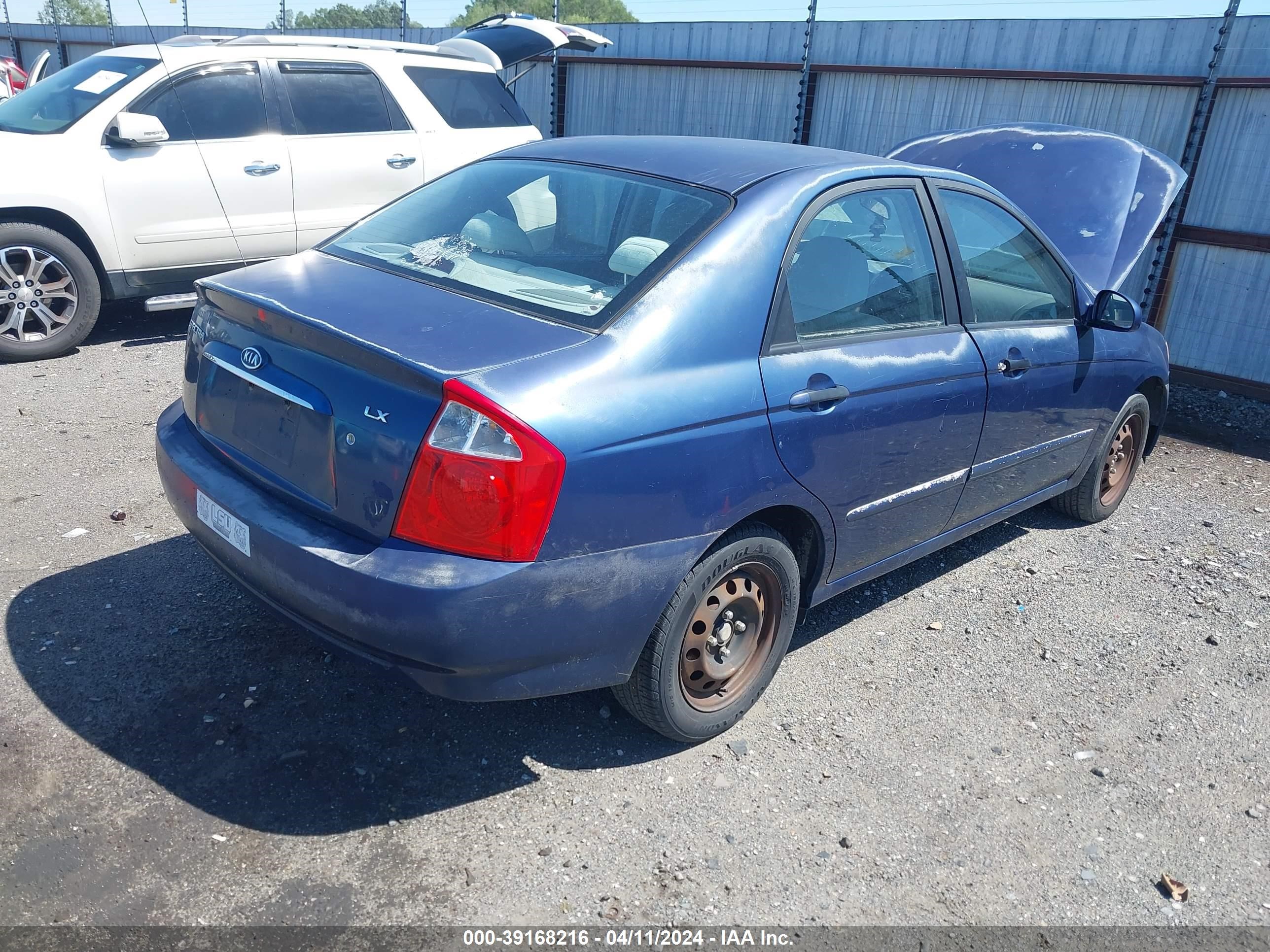 Photo 3 VIN: KNAFE121555169302 - KIA SPECTRA 