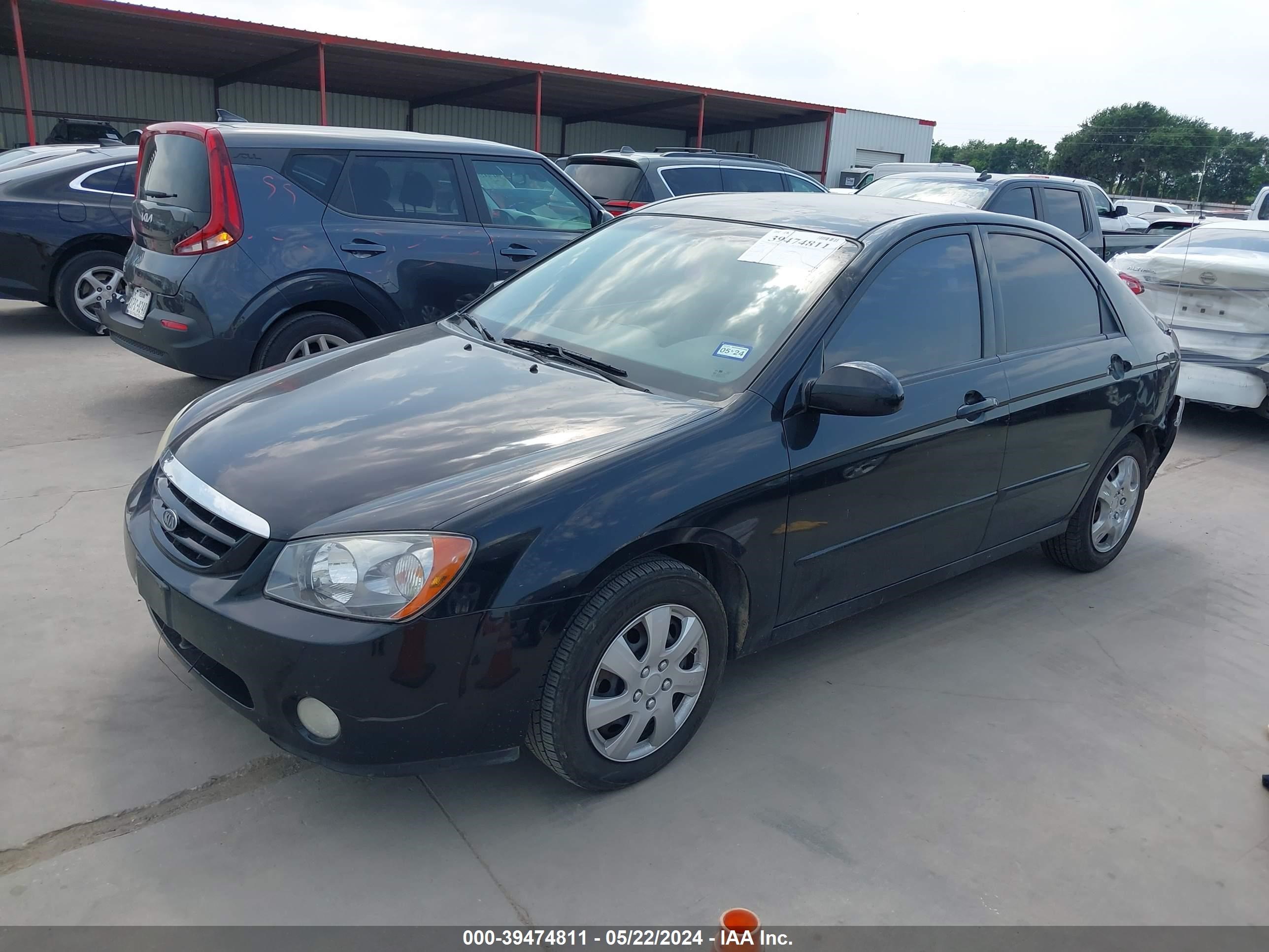 Photo 1 VIN: KNAFE121755135183 - KIA SPECTRA 