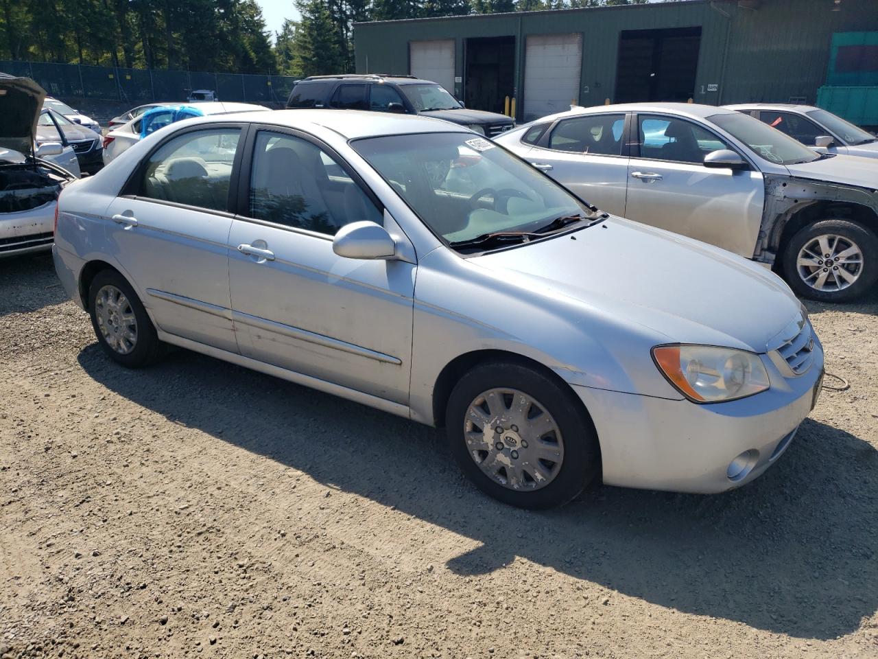 Photo 3 VIN: KNAFE121765277633 - KIA SPECTRA 