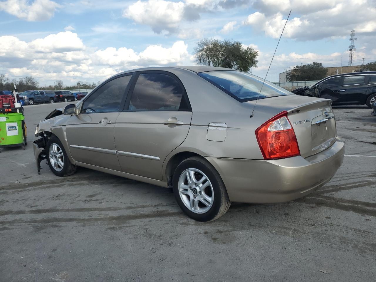 Photo 1 VIN: KNAFE121855143308 - KIA SPECTRA 