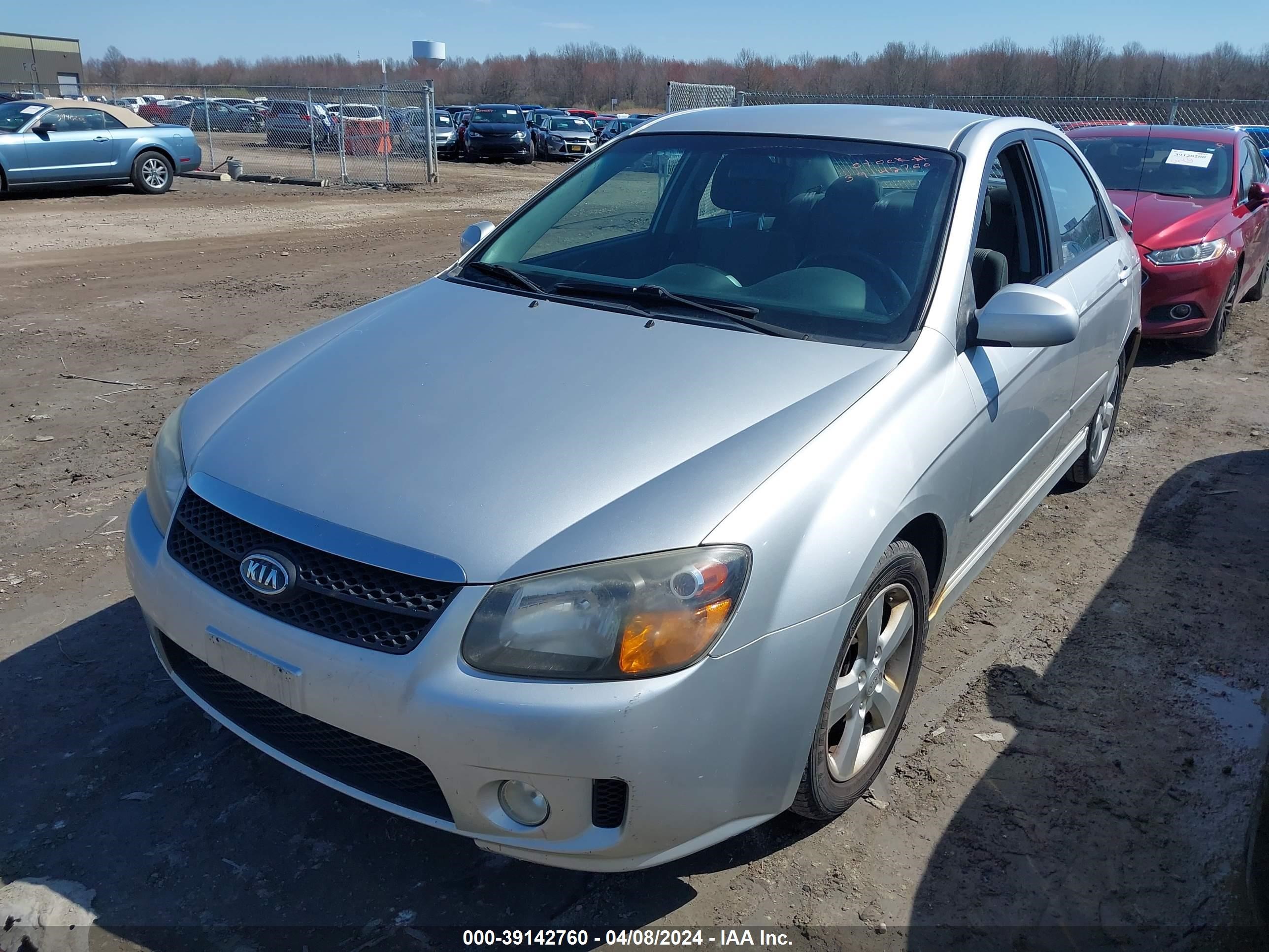 Photo 1 VIN: KNAFE121885019673 - KIA SPECTRA 