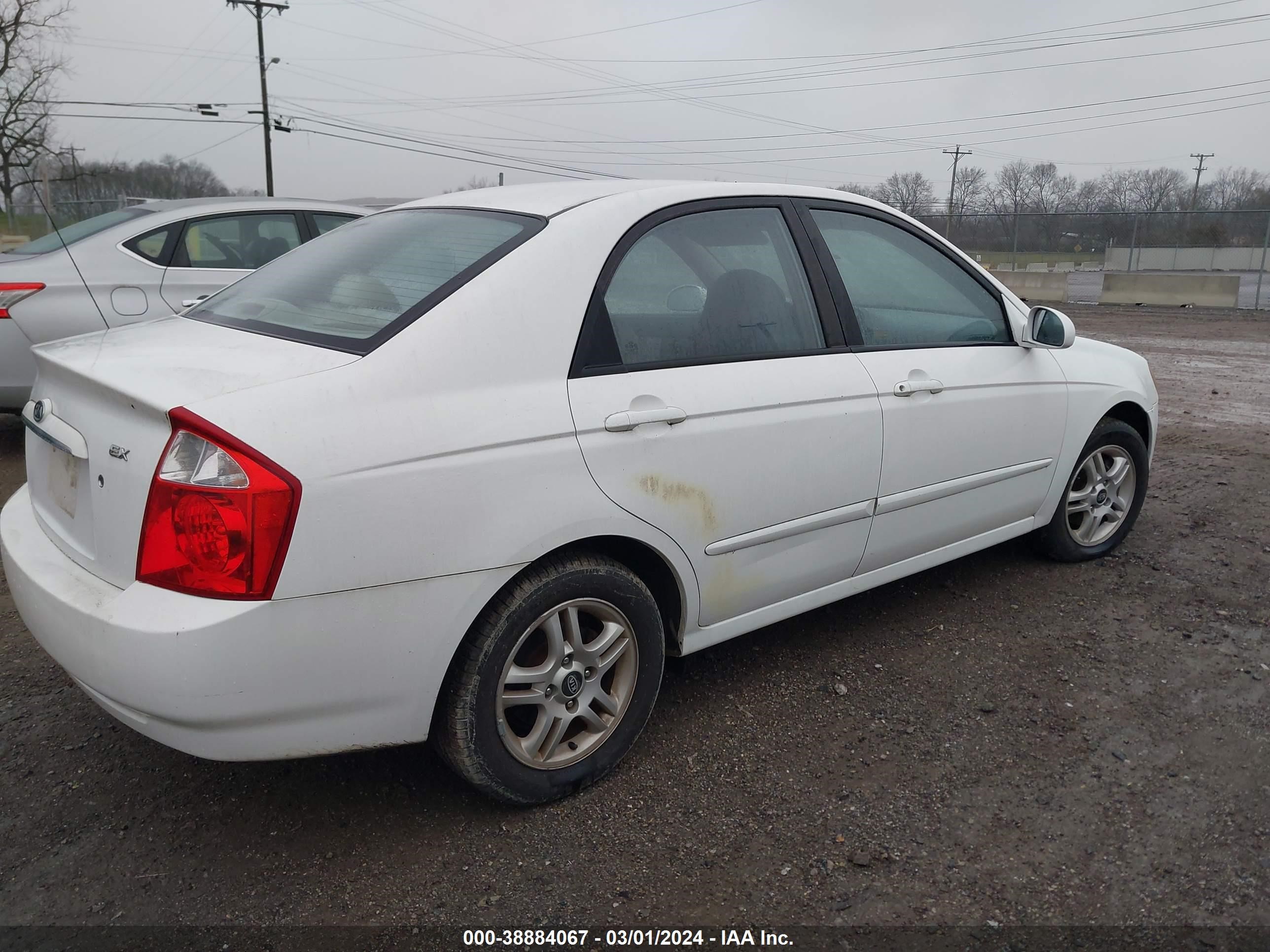 Photo 3 VIN: KNAFE121955100290 - KIA SPECTRA 