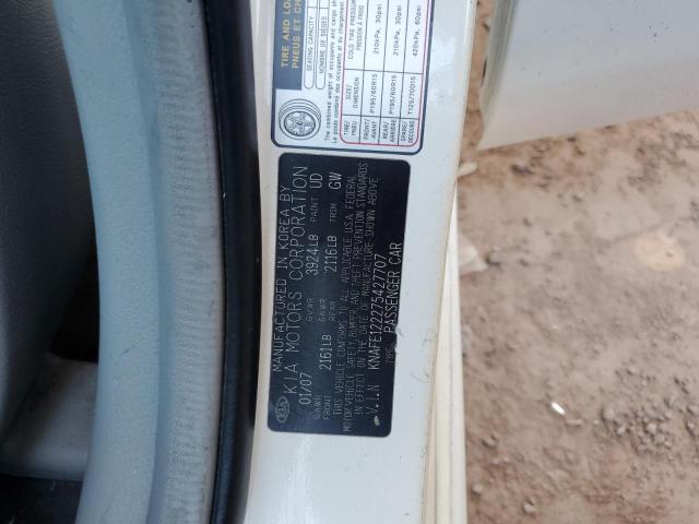 Photo 11 VIN: KNAFE122275427707 - KIA SPECTRA EX 