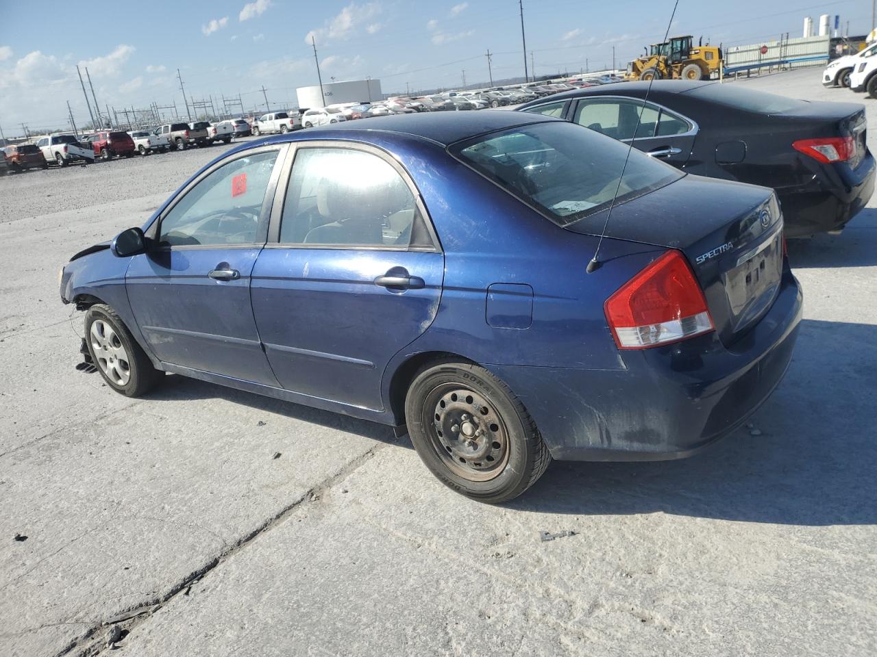 Photo 1 VIN: KNAFE122685577899 - KIA SPECTRA 