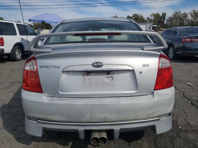 Photo 5 VIN: KNAFE122765228554 - KIA SPECTRA LX 