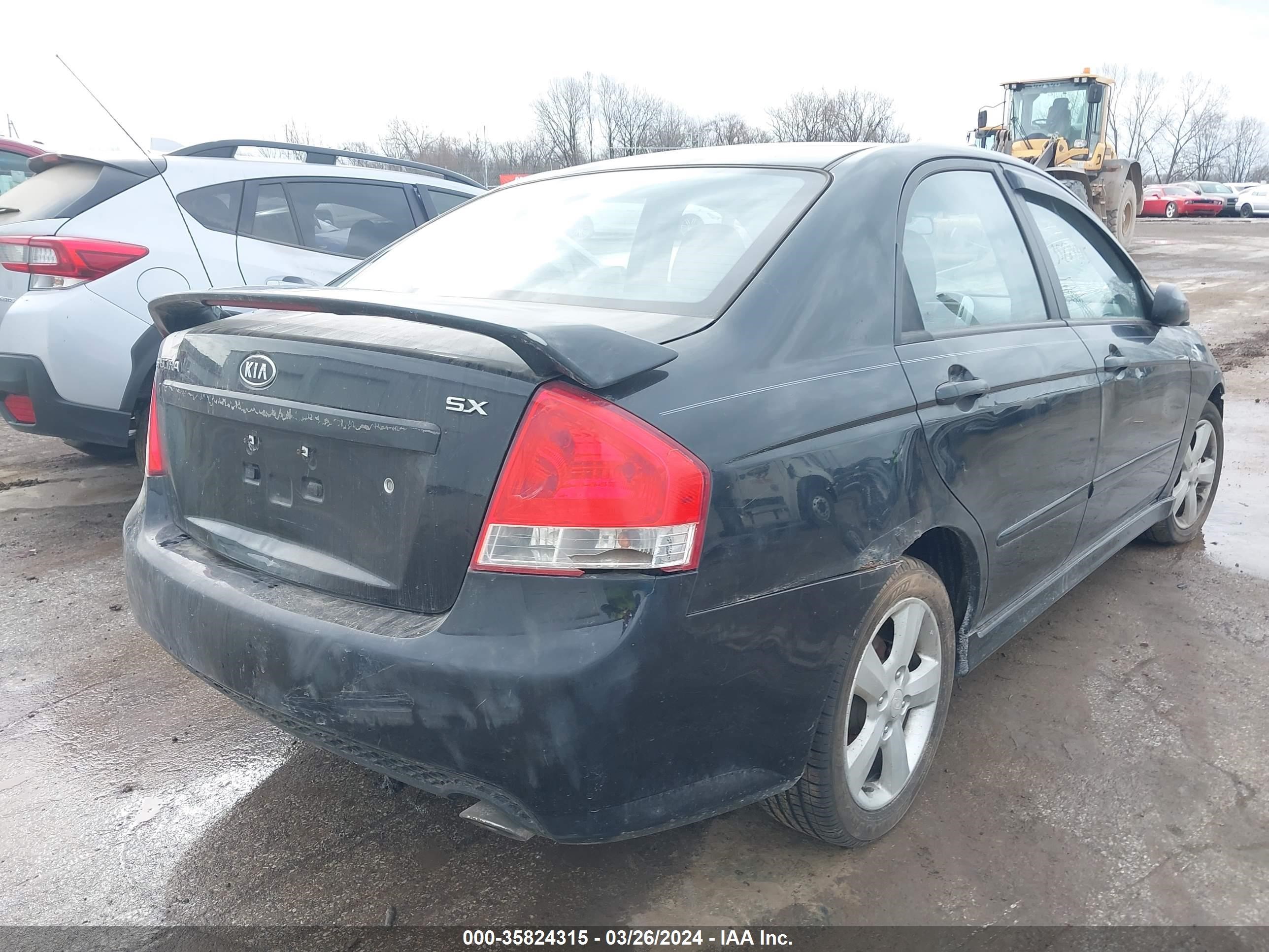 Photo 3 VIN: KNAFE122785017289 - KIA SPECTRA 