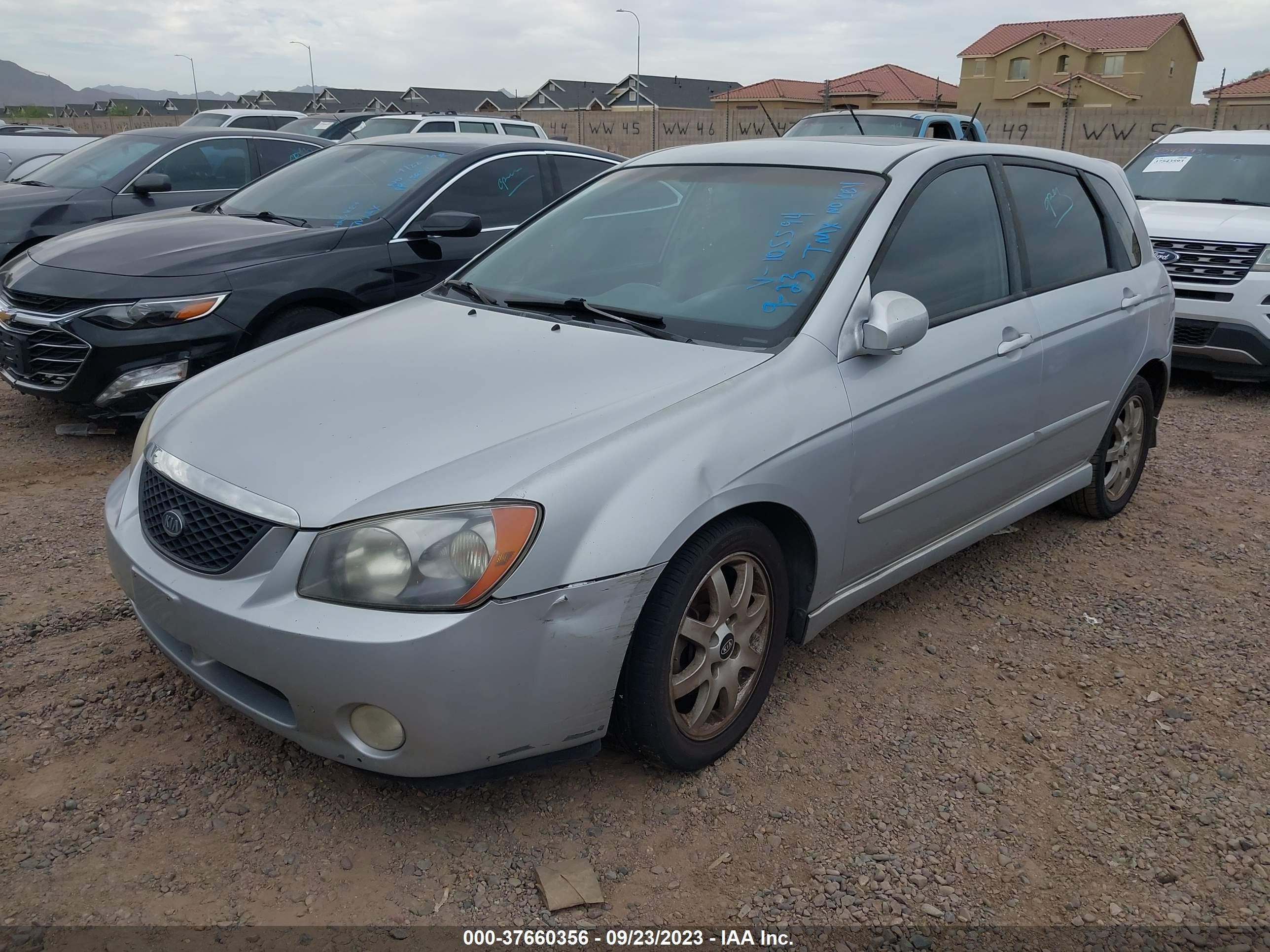 Photo 1 VIN: KNAFE162655105594 - KIA SPECTRA 