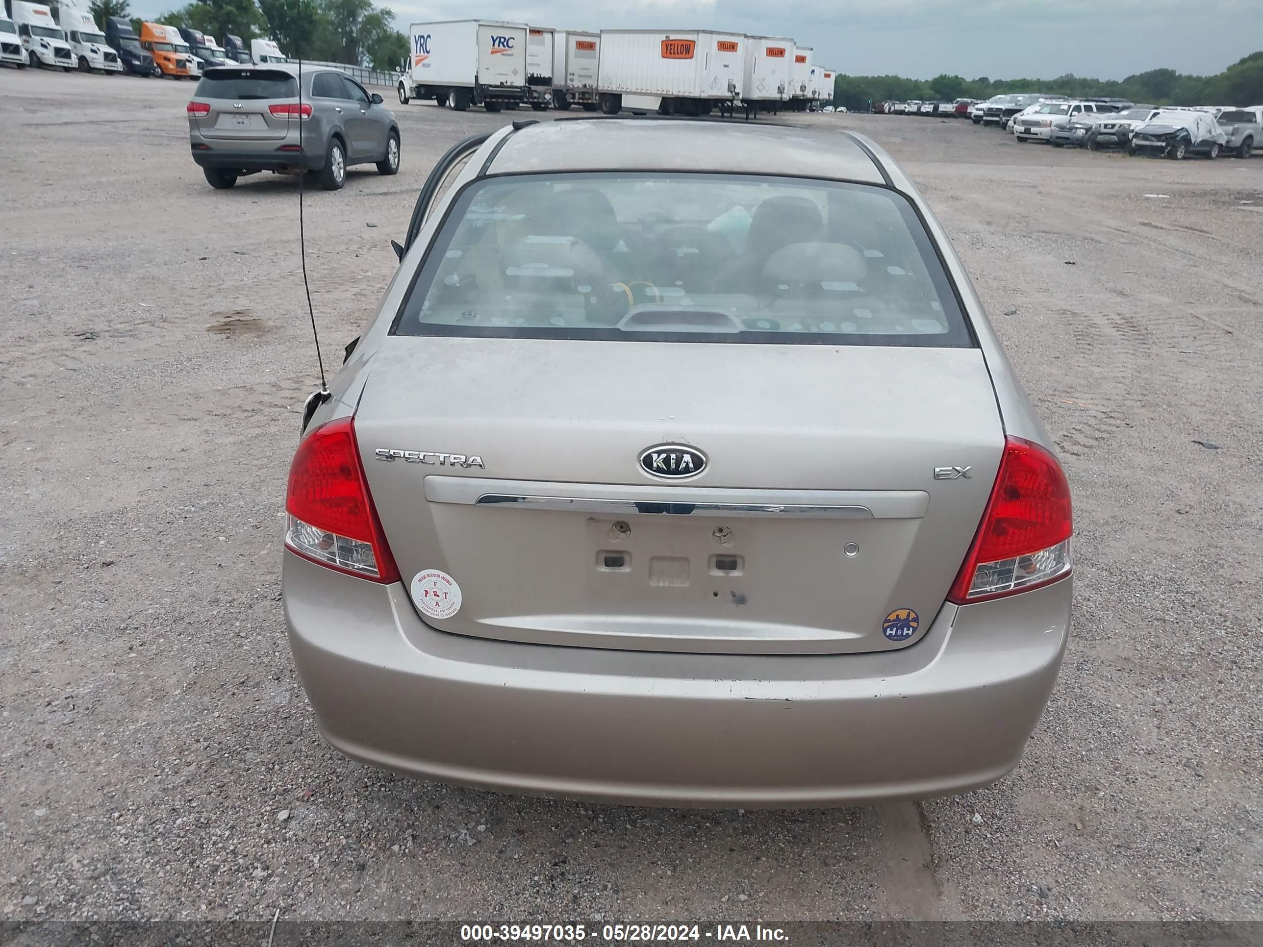 Photo 14 VIN: KNAFE221195591286 - KIA SPECTRA 