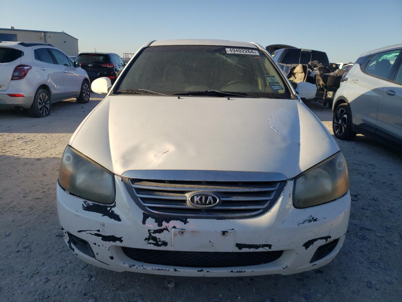 Photo 4 VIN: KNAFE221895597330 - KIA SPECTRA 