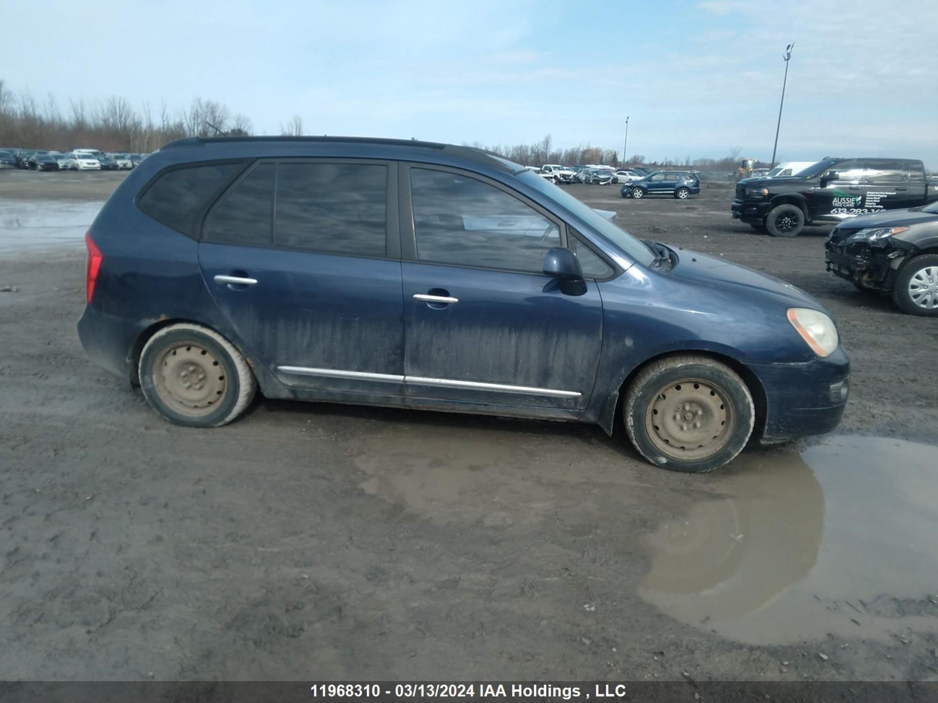 Photo 12 VIN: KNAFG525077093712 - KIA RONDO 