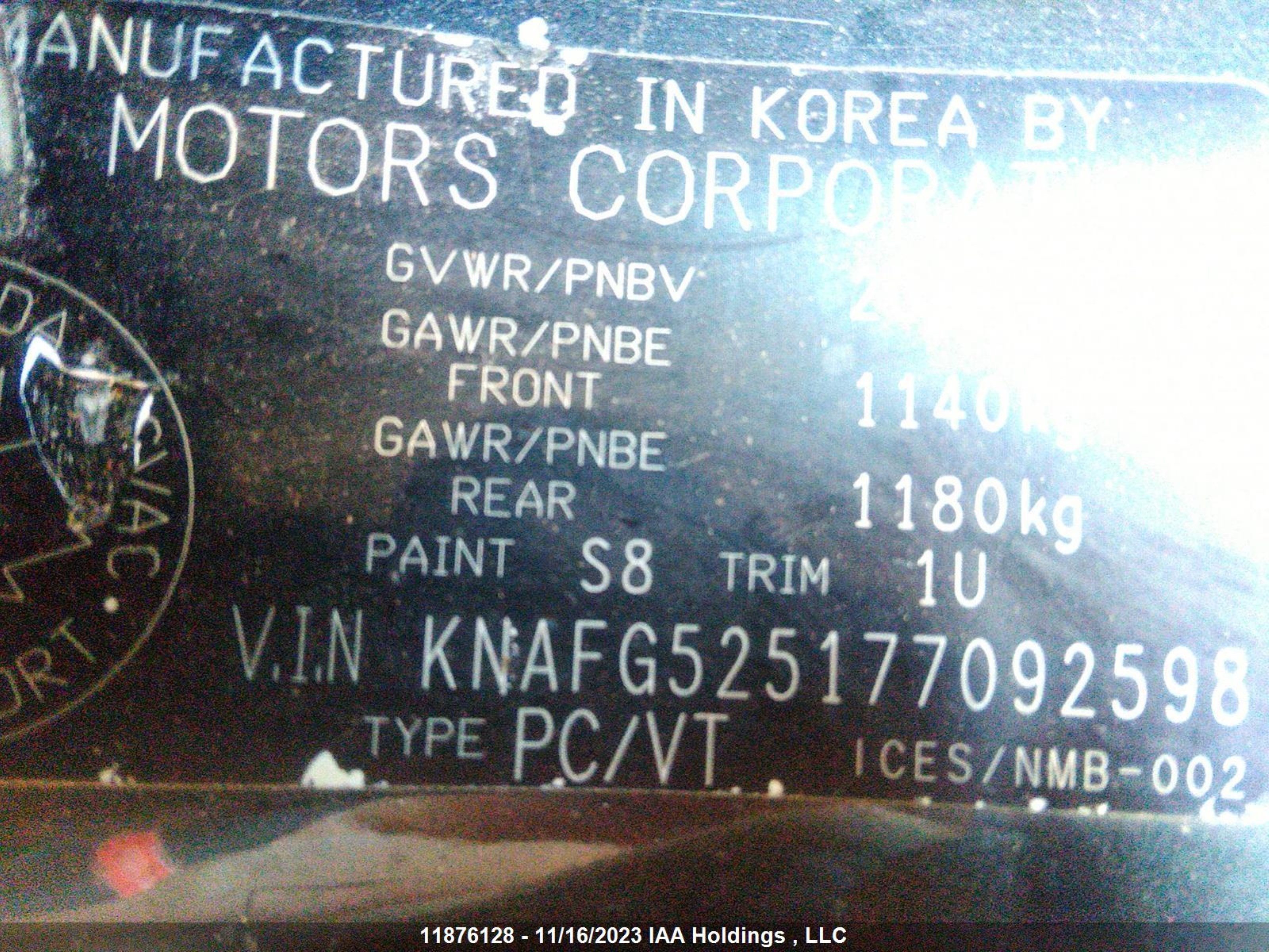 Photo 8 VIN: KNAFG525177092598 - KIA RONDO 